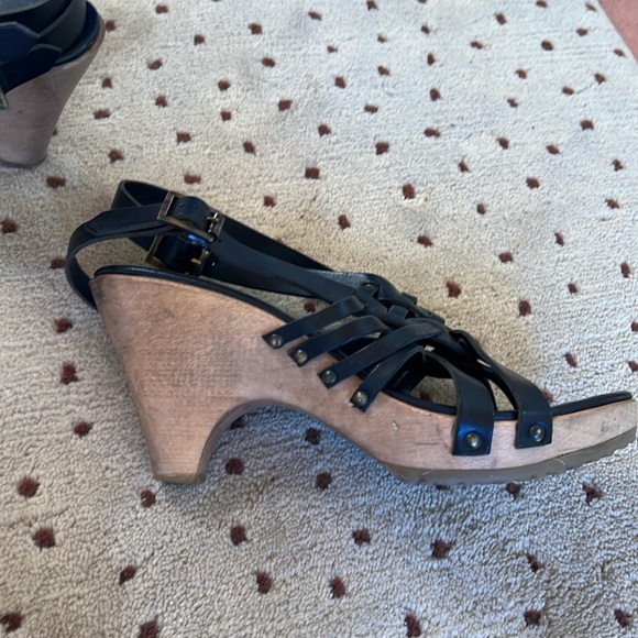 Chloe Strappy Wedge Sandals - Picture 9 of 11